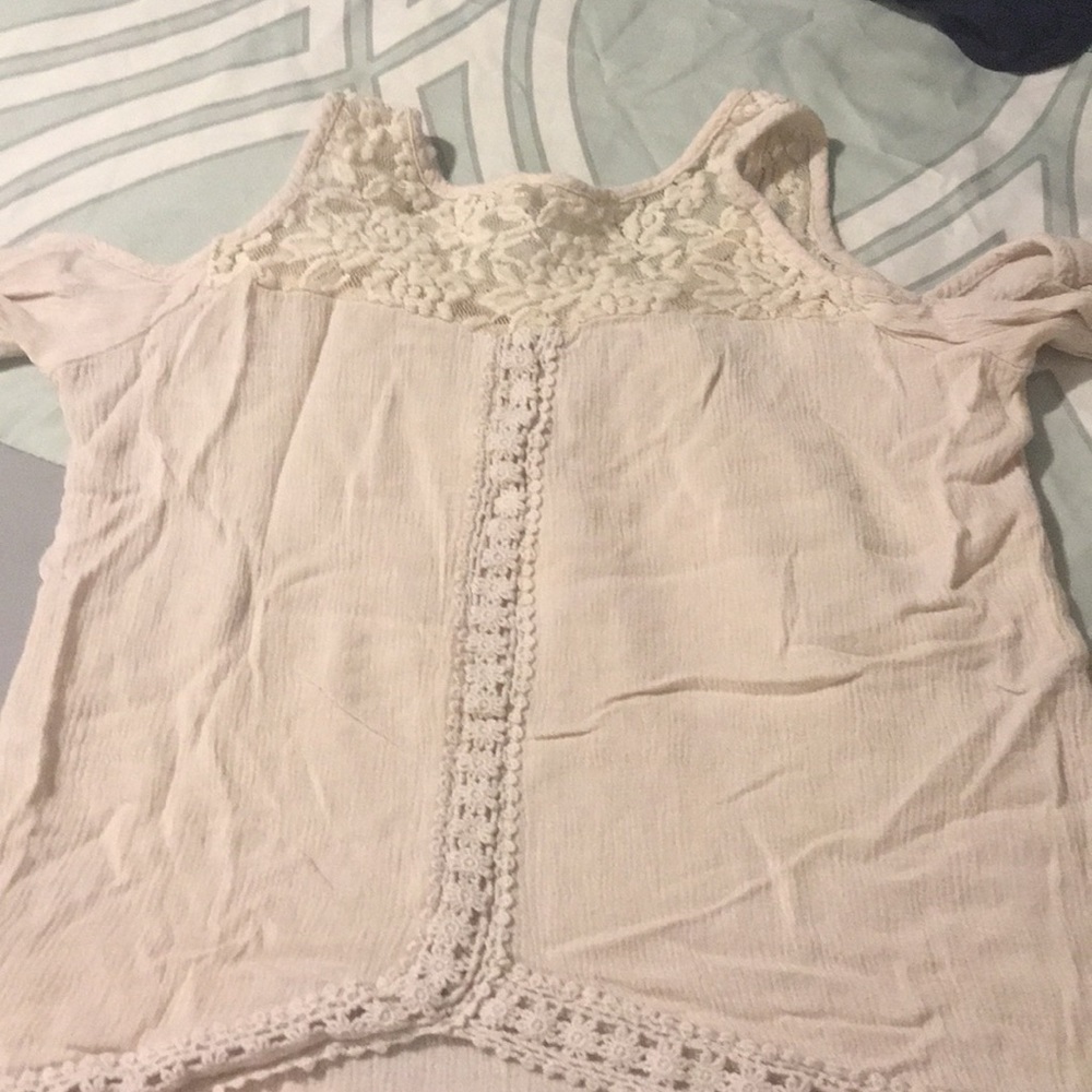 Cute top - Picture 2 of 5